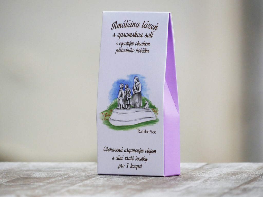 Pomník Babička s dětmi